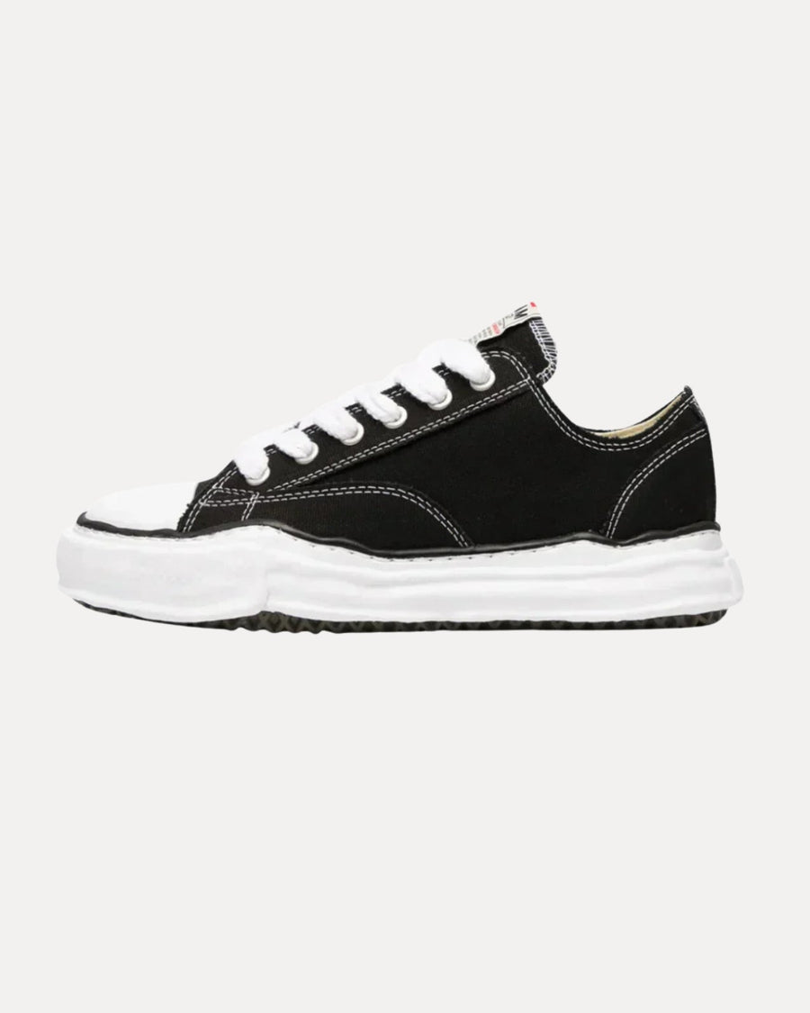 Street Low Sneaker
